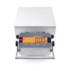 Bench scale Ohaus Defender 3000, 15kg/5g, 305x355 mm. Washdown, stainless steel IP66. Verified.